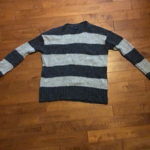 American Eagle Striped Sweater